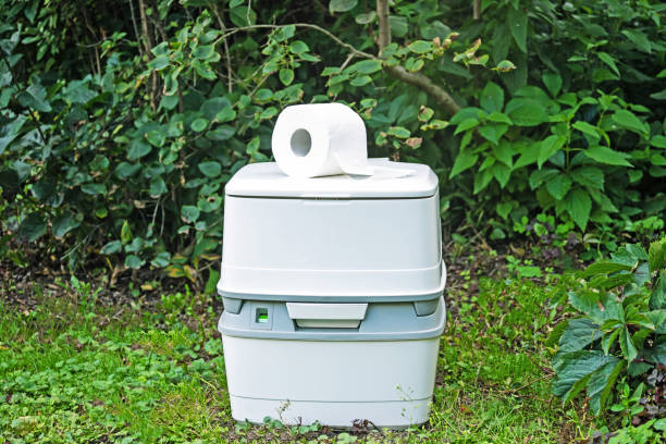 Best Porta potty delivery and setup  in Akron, CO